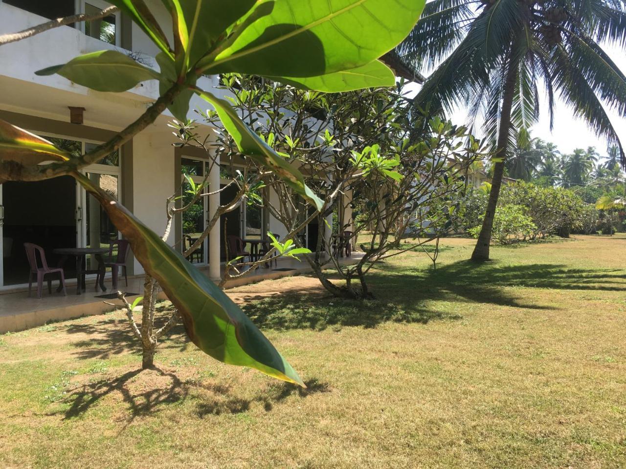 Raja Beach Hotel - Level 1 Safe&Secure Balapitiya Exterior foto